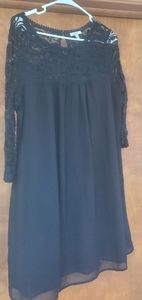 Auw lace sleeve xl black dress